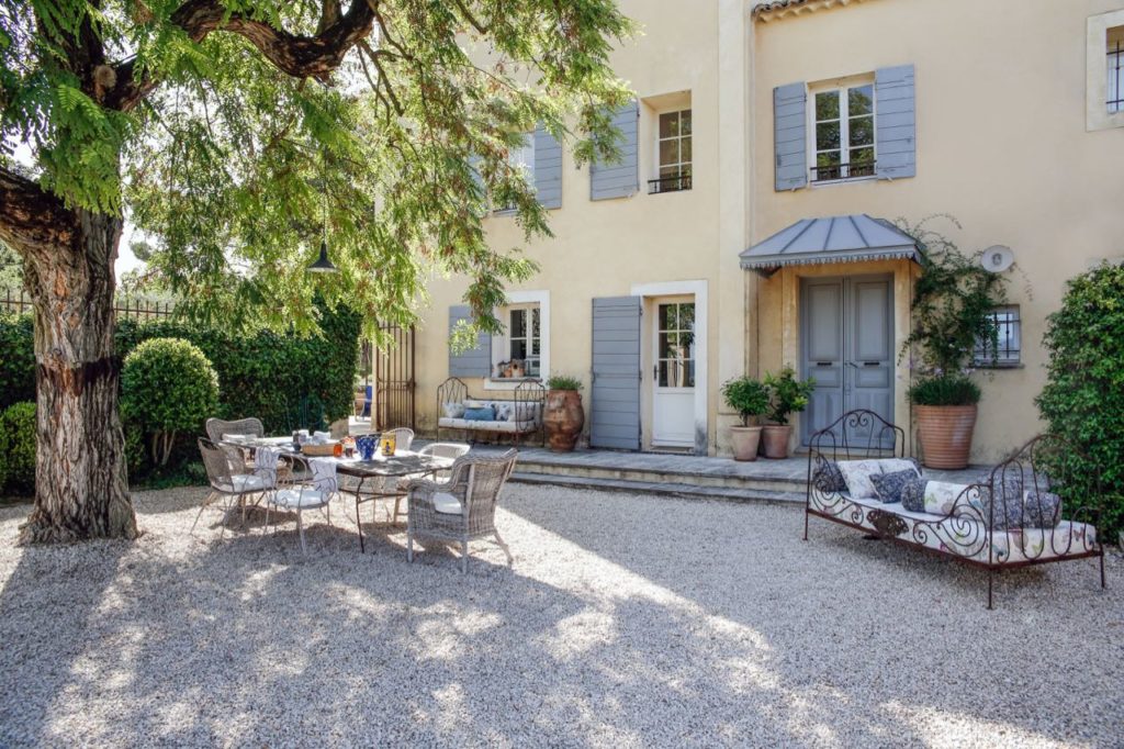 Patio, La Baye des Anges