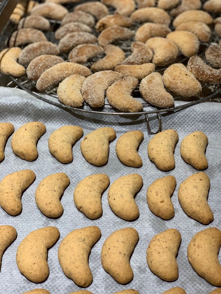 Cooking Christmas biscuits at la Baye des Anges