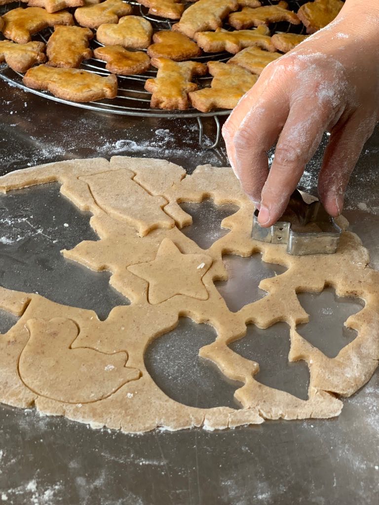 Cooking Christmas biscuits at la Baye des Anges