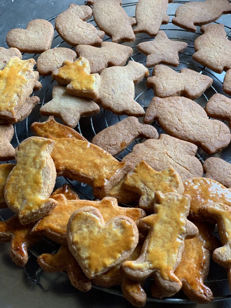 Cooking Christmas biscuits at la Baye des Anges