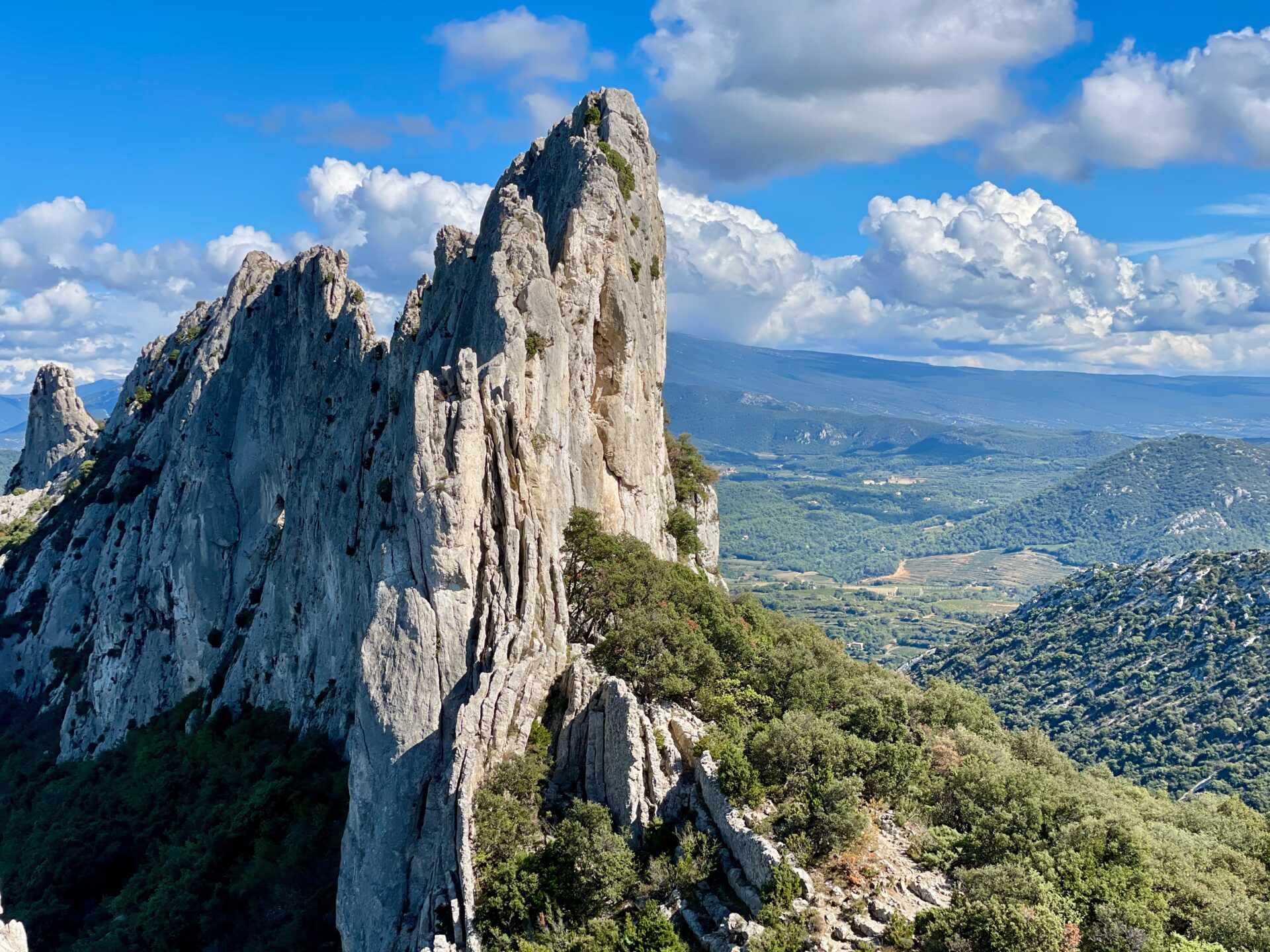Trekking the Dentelles de Montmirail