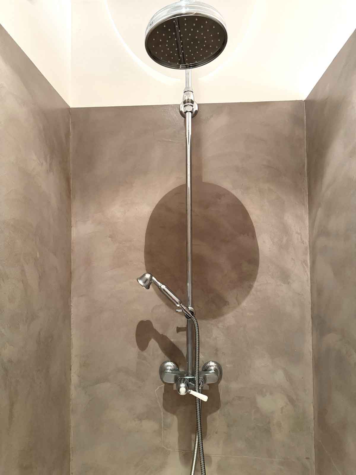 The second suite - shower room
